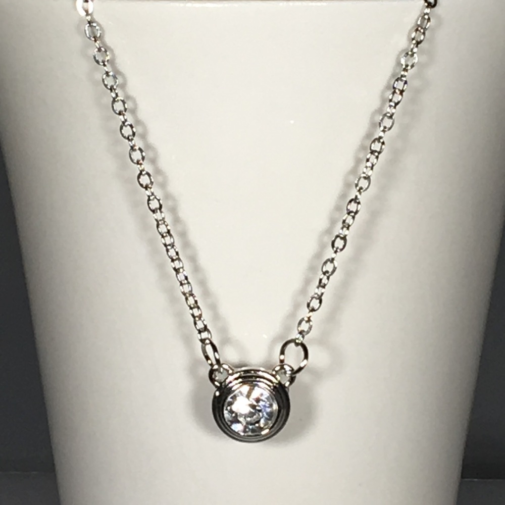 Crystal Necklace, Conveys Understated Elegance & Charm.